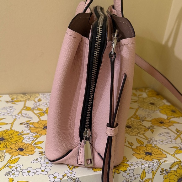 Marc Jacobs pearl Pink Crossbody Bag | Marc Jacobs Handbag | Designer bags - Picture 8 of 16